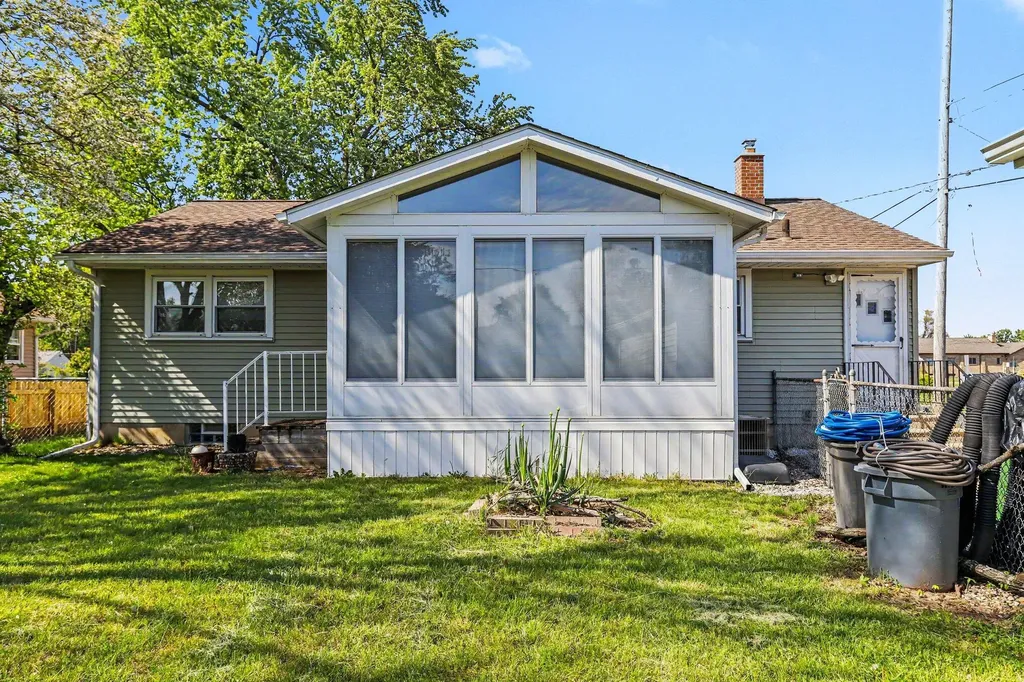709 W Highland Boulevard Battle Creek City MI 49015