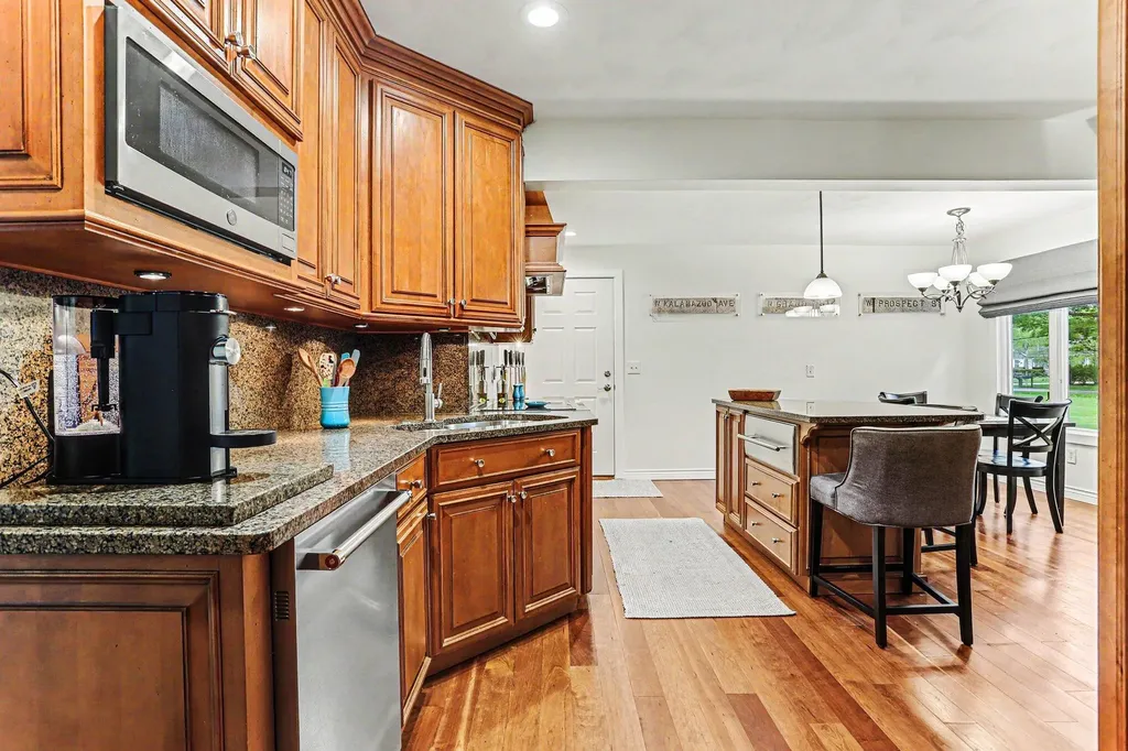 754 N Kalamazoo Avenue Marshall Township MI 49068