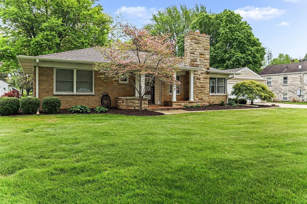 754 N Kalamazoo Avenue Marshall Township MI 49068