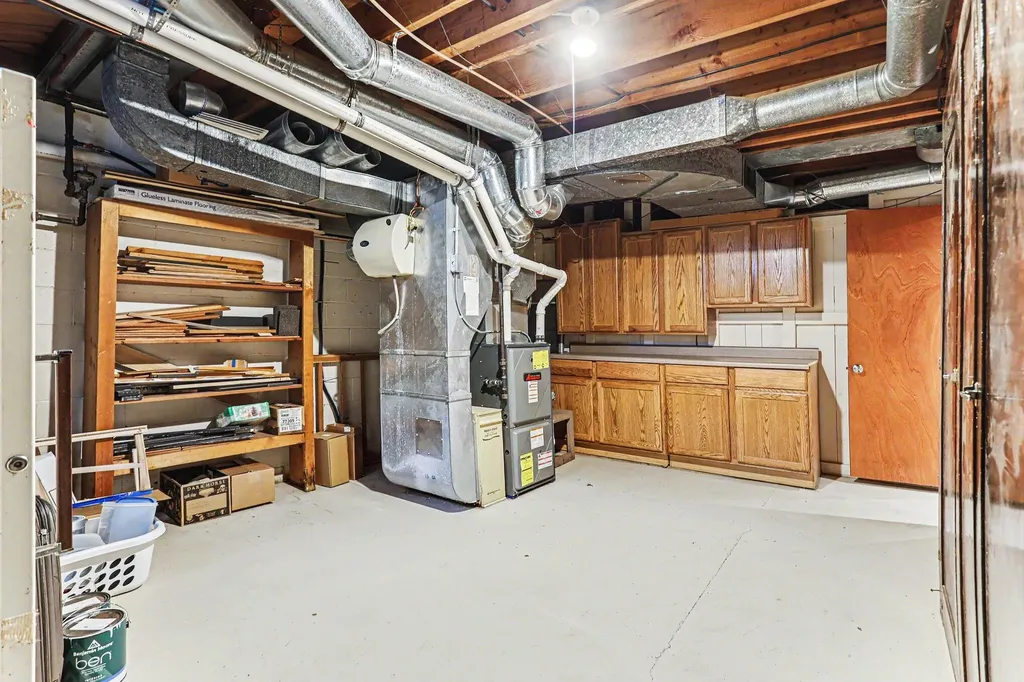 754 N Kalamazoo Avenue Marshall Township MI 49068