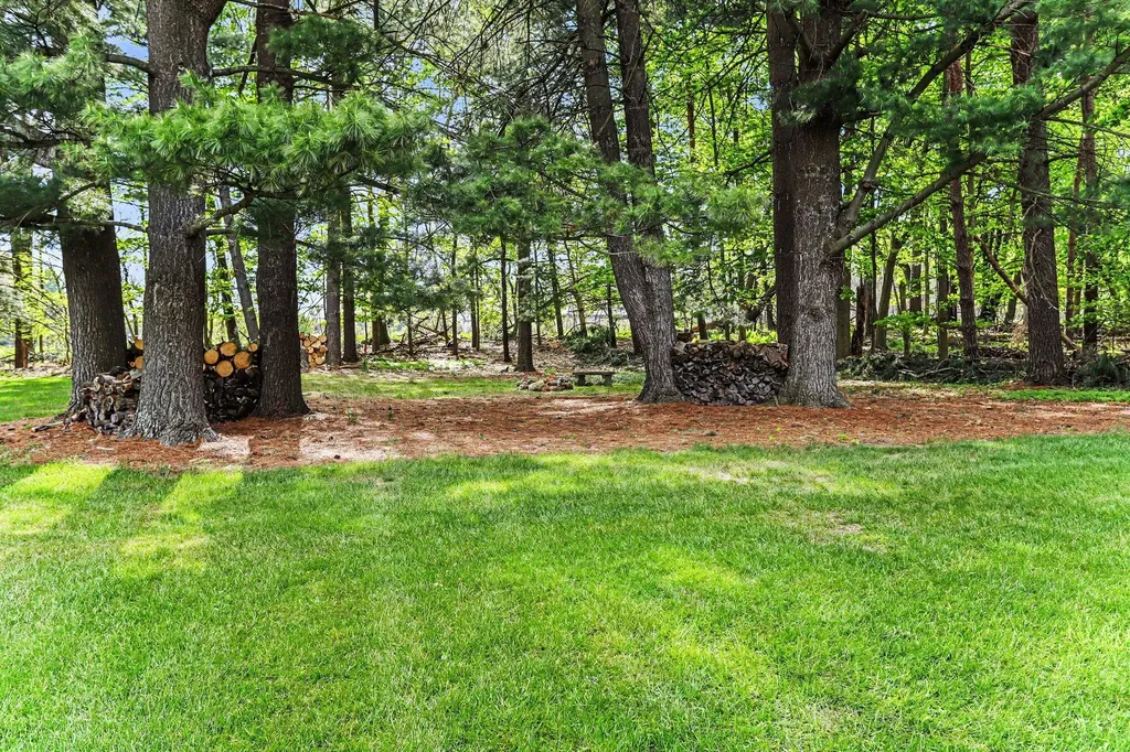 754 N Kalamazoo Avenue Marshall Township MI 49068
