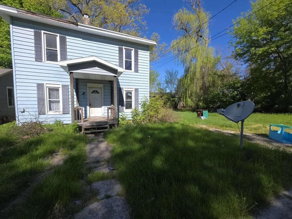 206 S Berrien Street Albion City MI 49224