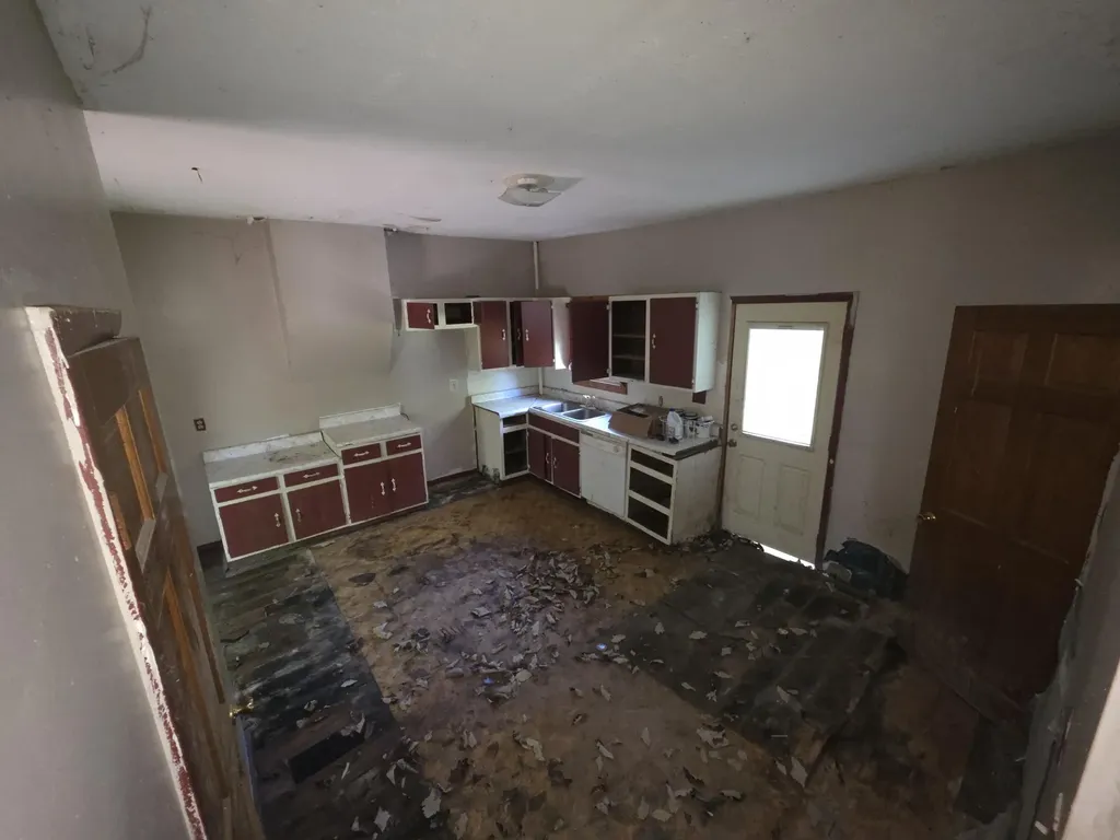 206 S Berrien Street Albion City MI 49224