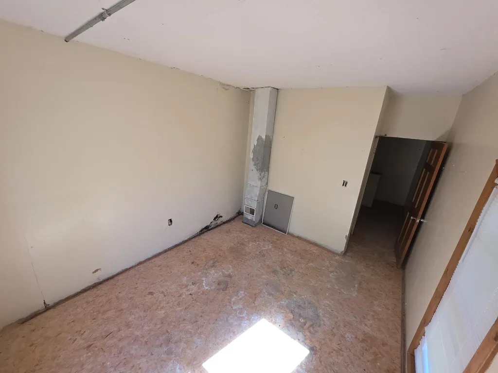 206 S Berrien Street Albion City MI 49224