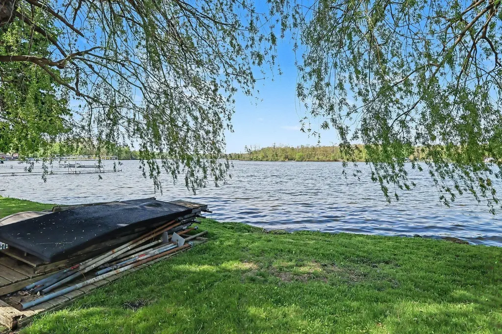 3070 Lake Drive Reading Township MI 49274