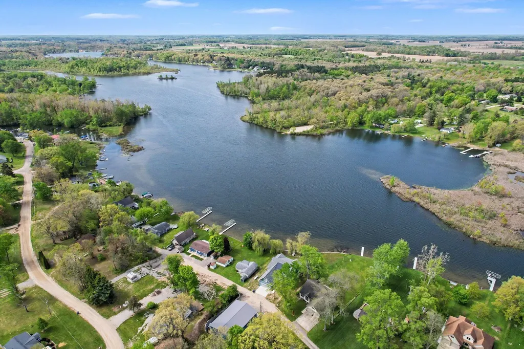 3070 Lake Drive Reading Township MI 49274