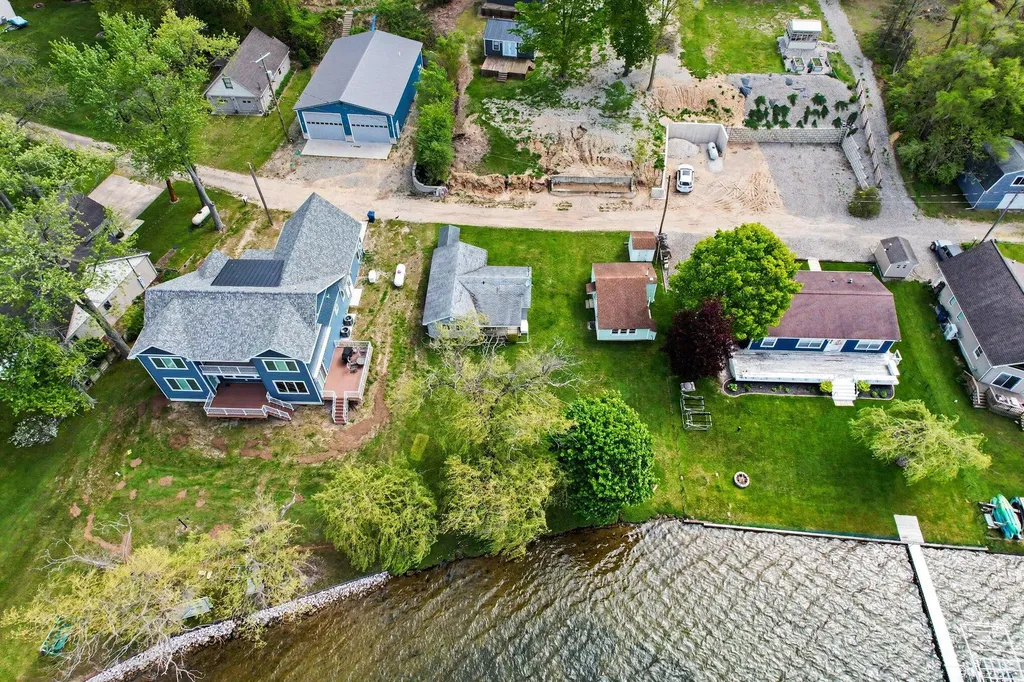 3070 Lake Drive Reading Township MI 49274