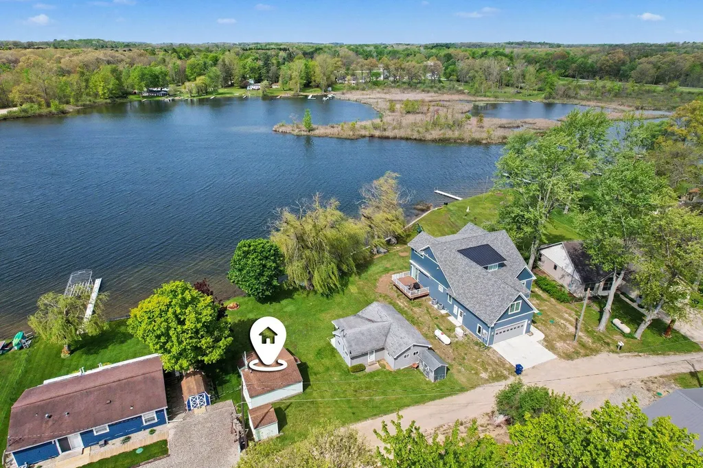 3070 Lake Drive Reading Township MI 49274