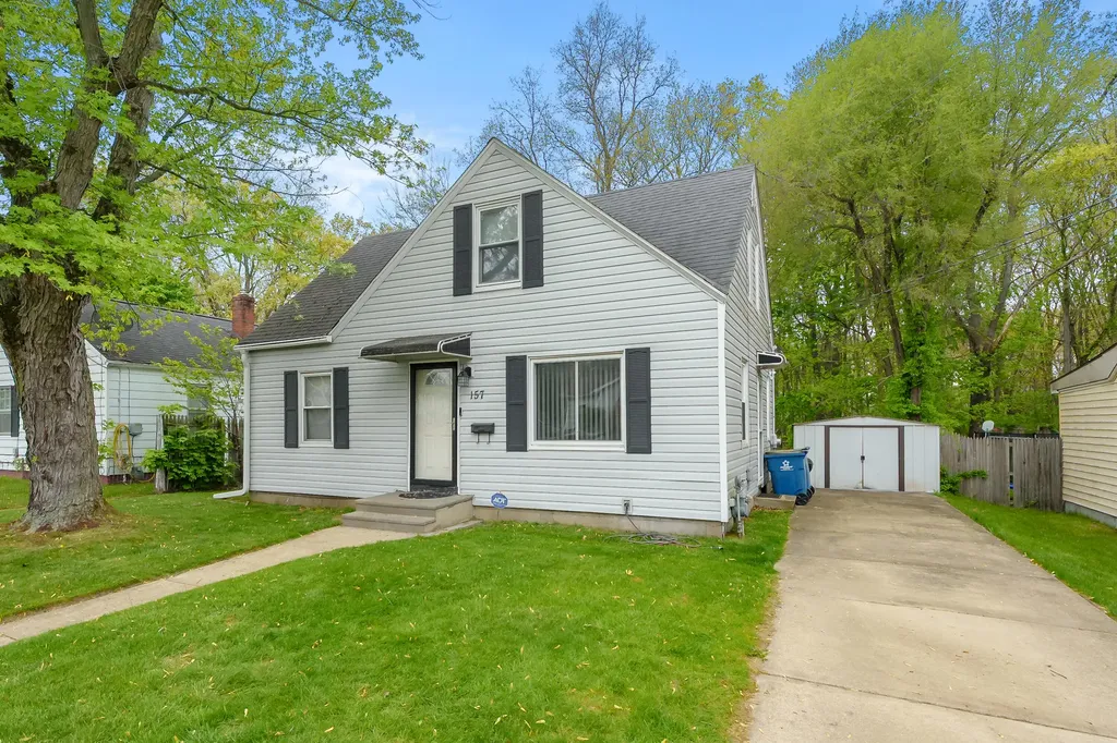 157 Redner Avenue Battle Creek City MI 49037