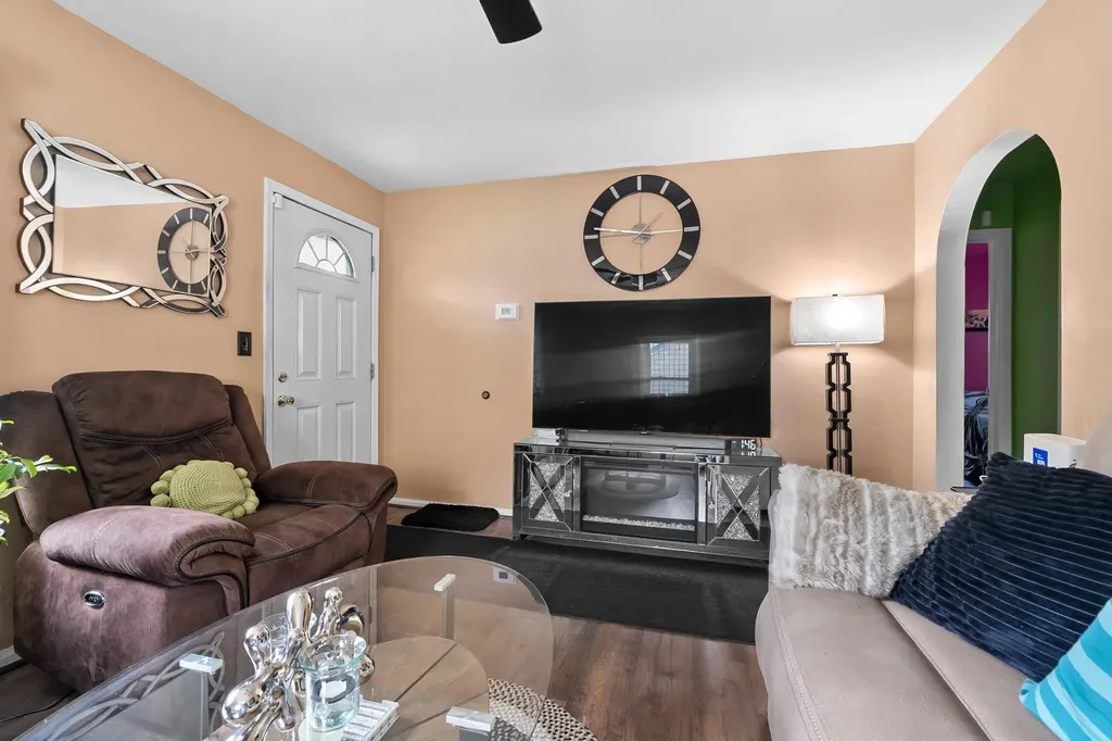 157 Redner Avenue Battle Creek City MI 49037