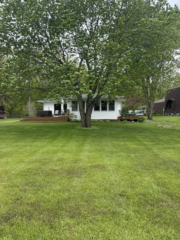 2611 Nottawa Lake Drive Tekonsha Township MI 49068