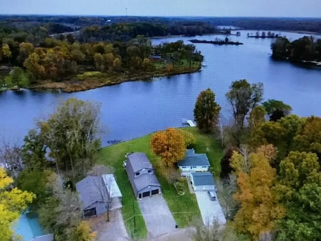2611 Nottawa Lake Drive Tekonsha Township MI 49068