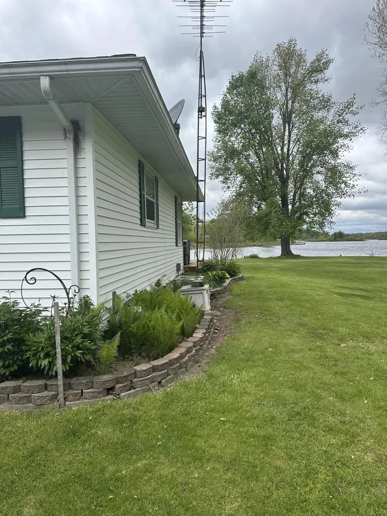 2611 Nottawa Lake Drive Tekonsha Township MI 49068