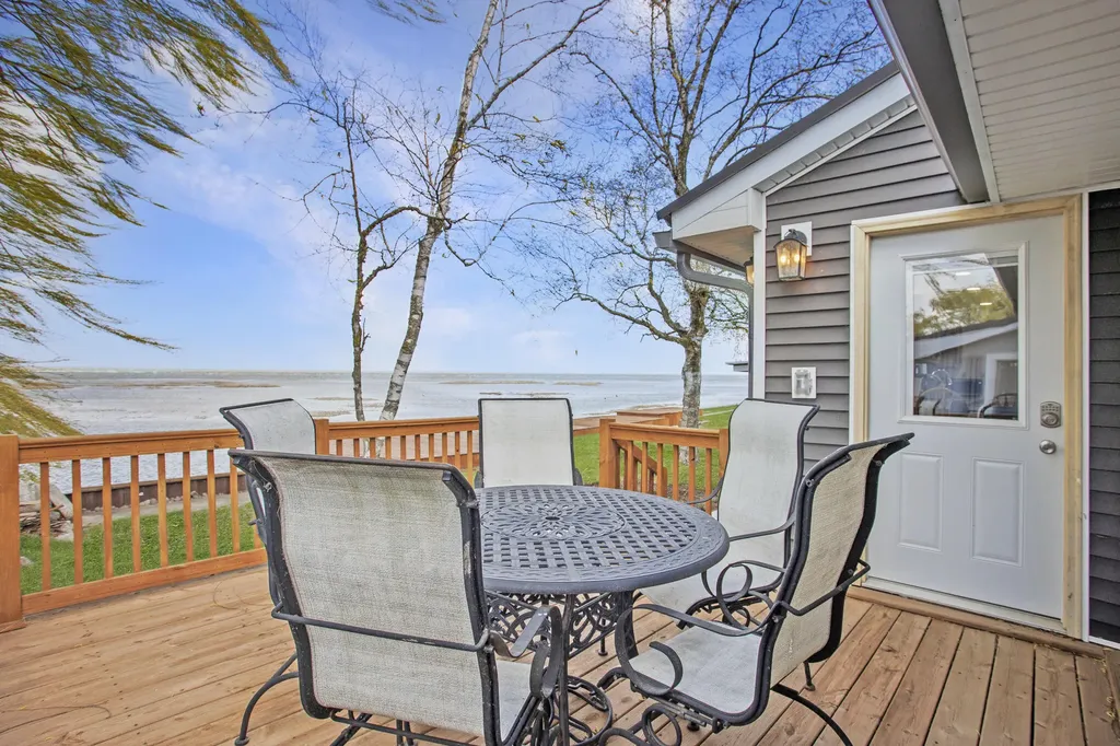 6867 Debralyn Drive Tuscola Township MI 48767