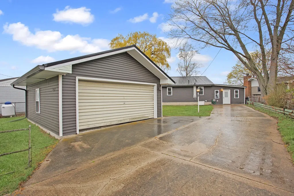 6867 Debralyn Drive Tuscola Township MI 48767