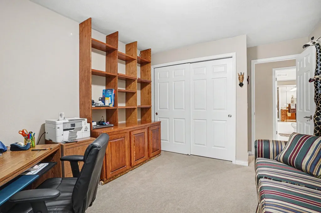 355 W Columbia Avenue W Battle Creek City MI 49015