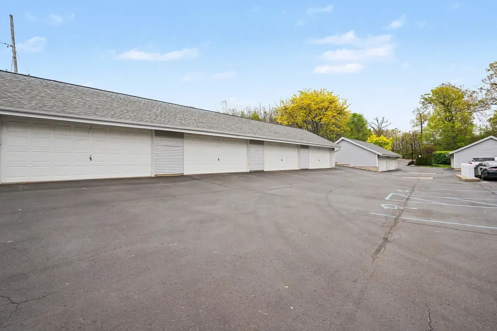 355 W Columbia Avenue W Battle Creek City MI 49015