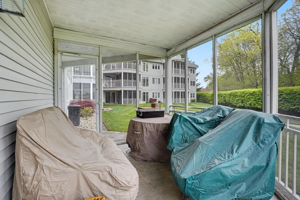 355 W Columbia Avenue W Battle Creek City MI 49015