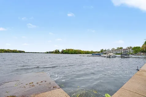 355 W Columbia Avenue W Battle Creek City MI 49015
