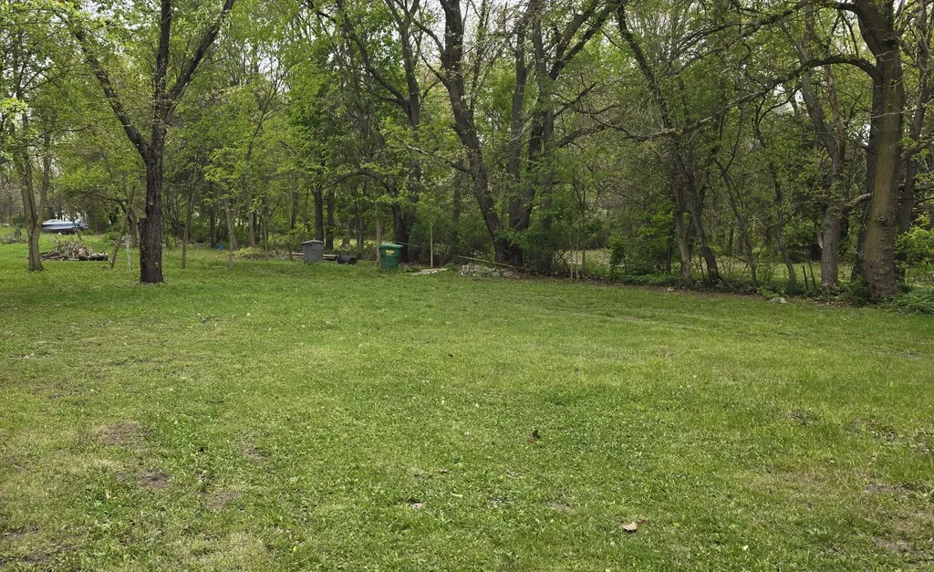 17881 S River Road Lockport Township MI 49093
