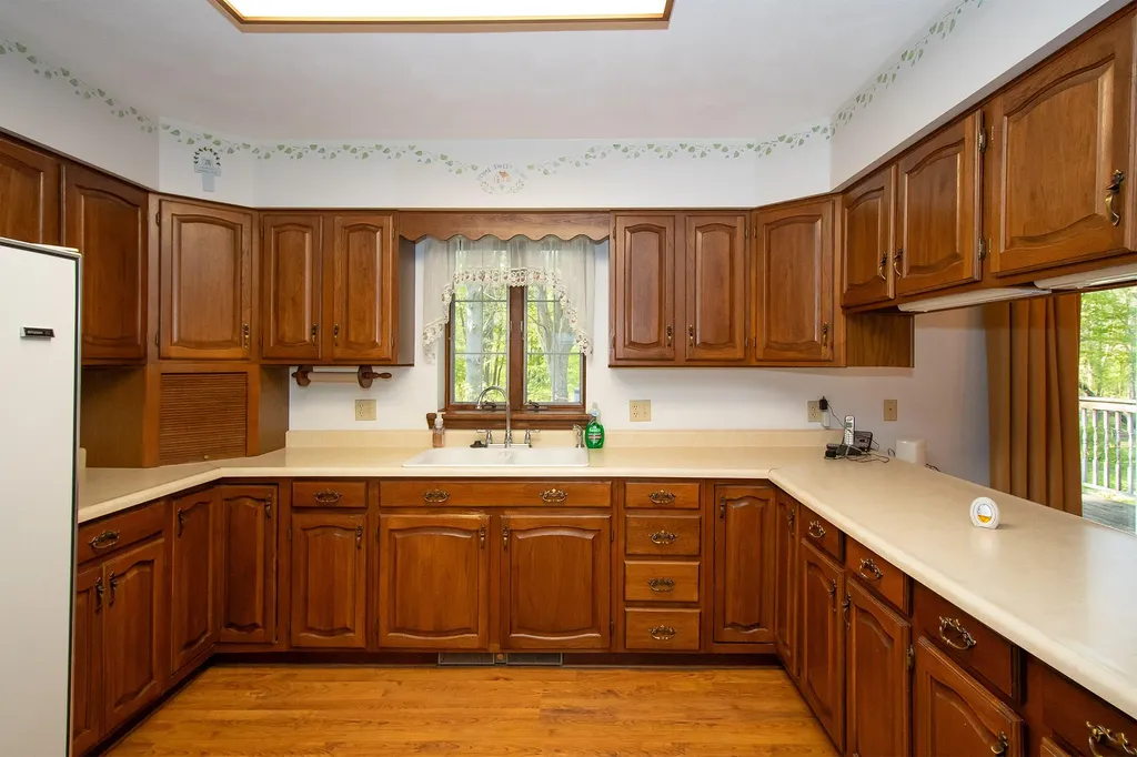 23457 M-78 Pennfield Charter Township MI 49017