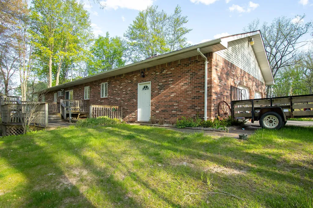 23457 M-78 Pennfield Charter Township MI 49017