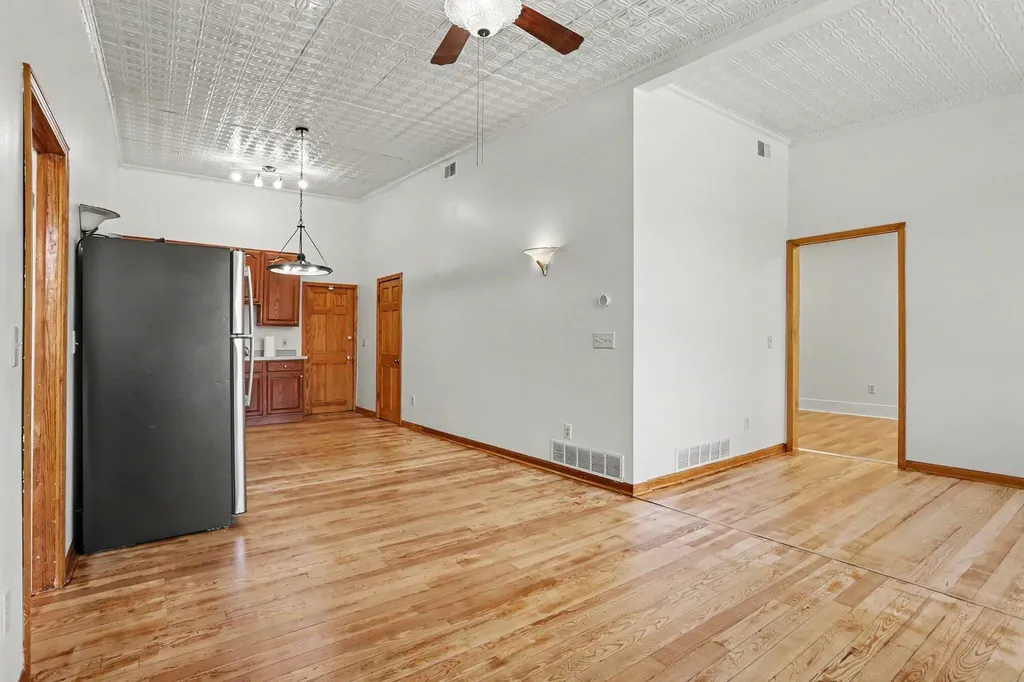 103 E Michigan Marshall City MI 49068