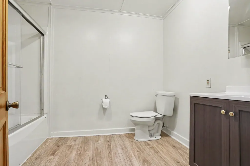 103 E Michigan Marshall City MI 49068