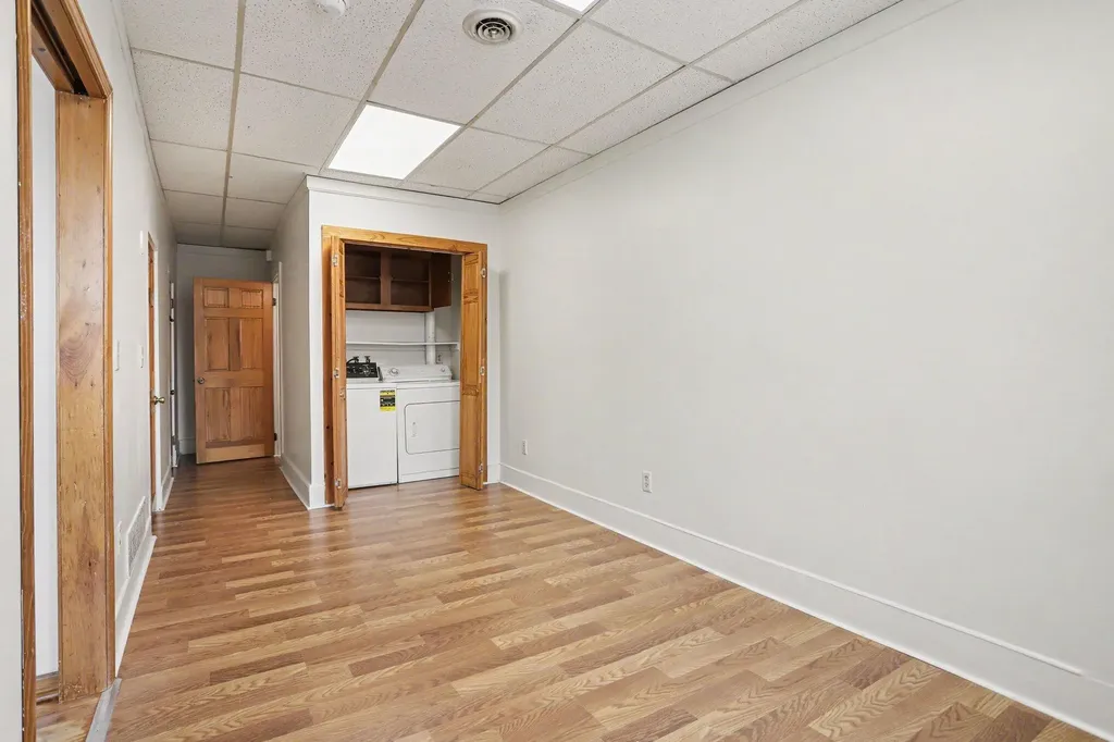 103 E Michigan Marshall City MI 49068