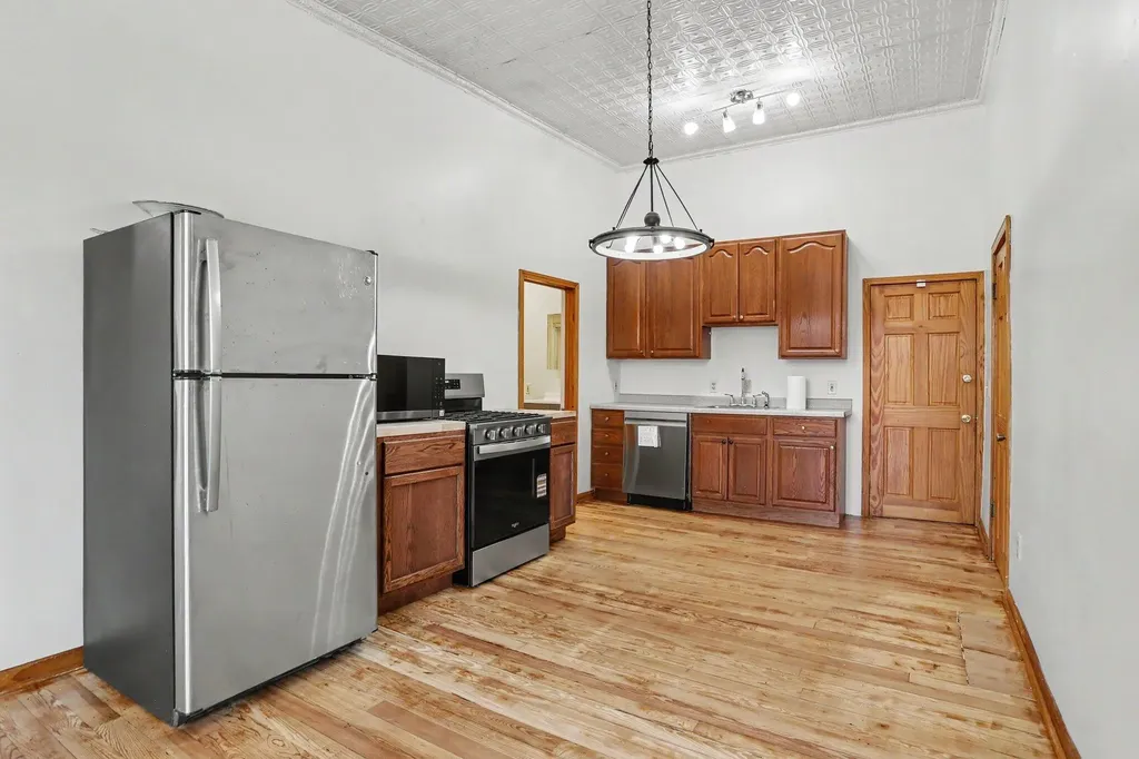 103 E Michigan Marshall City MI 49068
