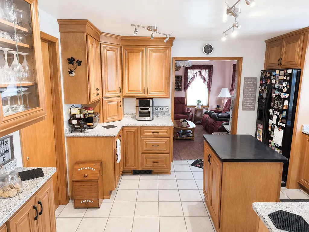 722 Golden Avenue Emmett Charter Township MI 49014