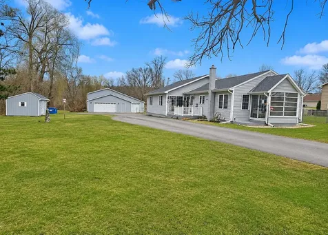 722 Golden Avenue Emmett Charter Township MI 49014
