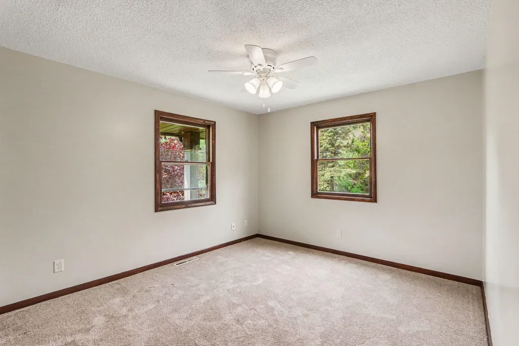 16711 Cd Avenue E Ross Township MI 49012