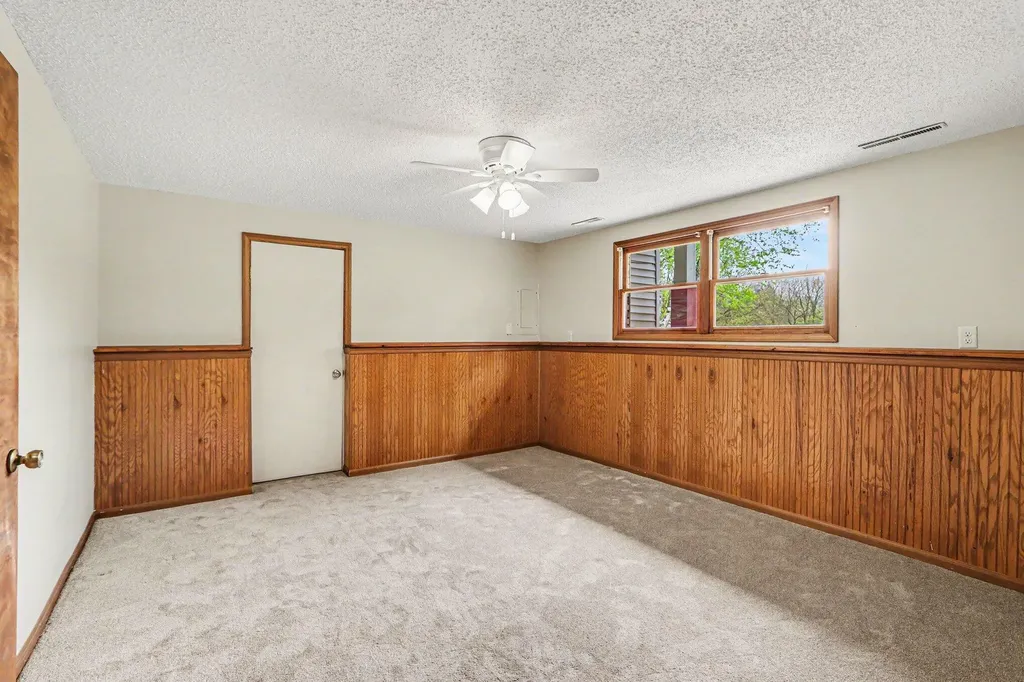 16711 Cd Avenue E Ross Township MI 49012