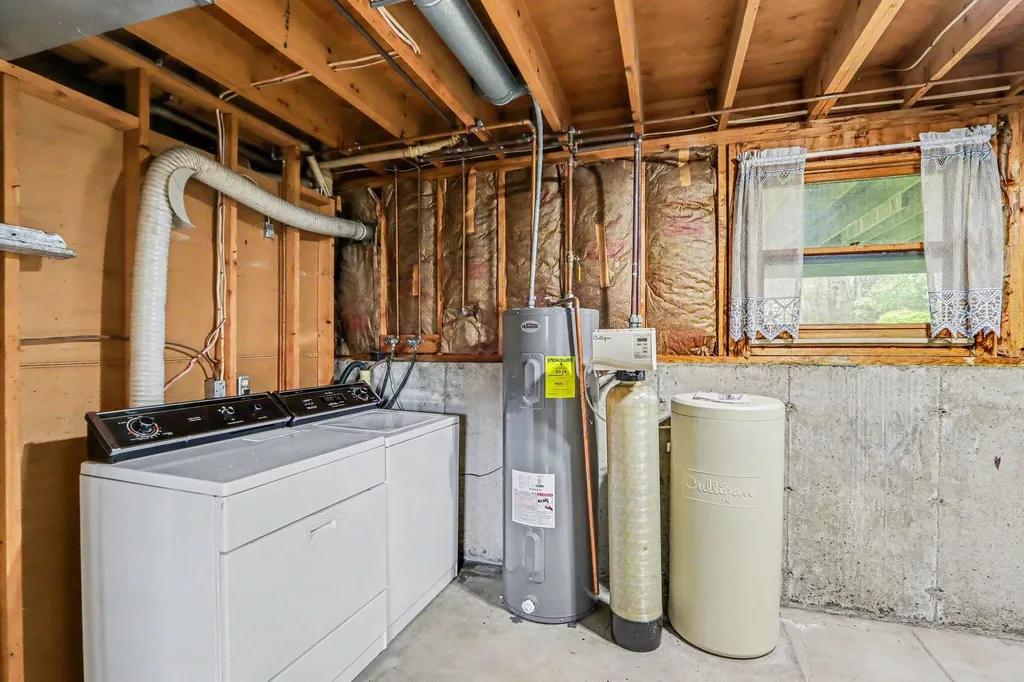16711 Cd Avenue E Ross Township MI 49012