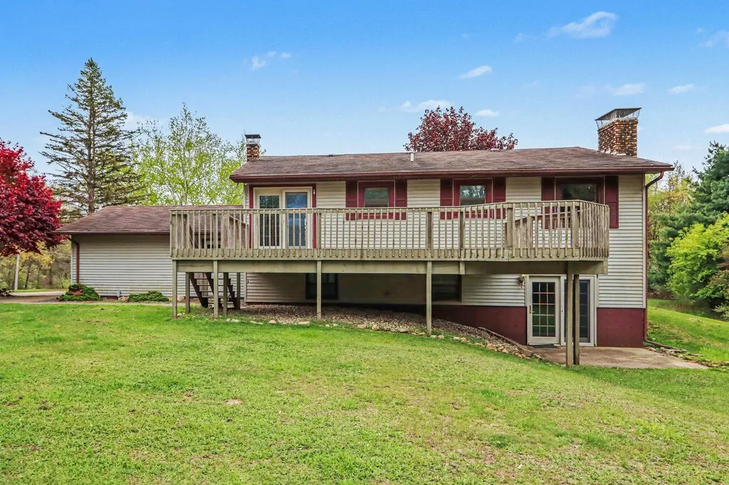 16711 Cd Avenue E Ross Township MI 49012