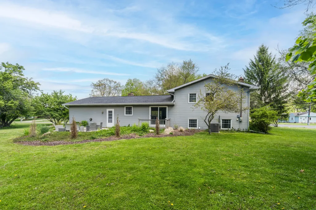 301 Sherman Drive Marshall City MI 49068