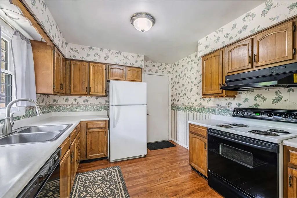 301 Sherman Drive Marshall City MI 49068