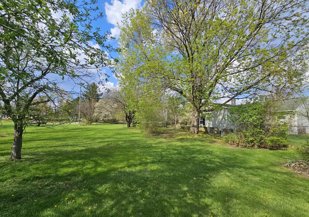 583 Shirley Drive Blackman Charter Township MI 49202