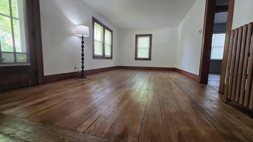 215 E Jane Street Bellevue Village MI 49021