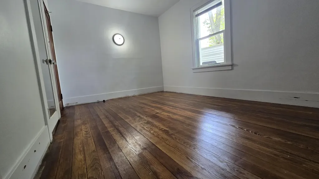 215 E Jane Street Bellevue Village MI 49021