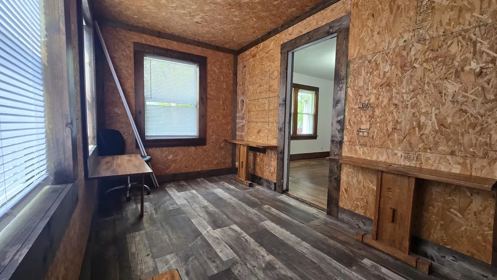 215 E Jane Street Bellevue Village MI 49021