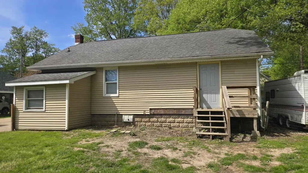 215 E Jane Street Bellevue Village MI 49021