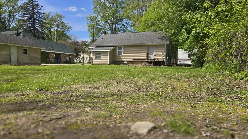 215 E Jane Street Bellevue Village MI 49021