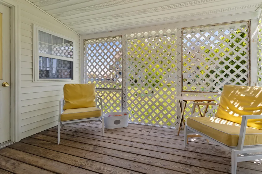11334 E Shore Drive Barry Township MI 49046