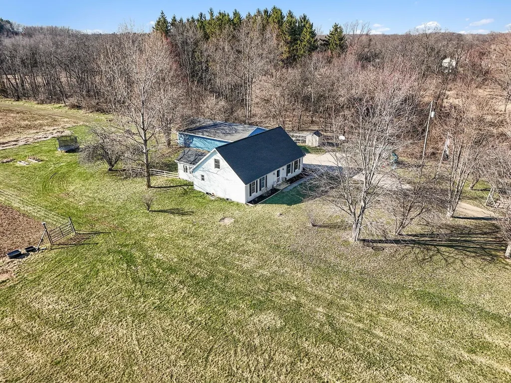 19250 Homer Road Eckford Township MI 49068