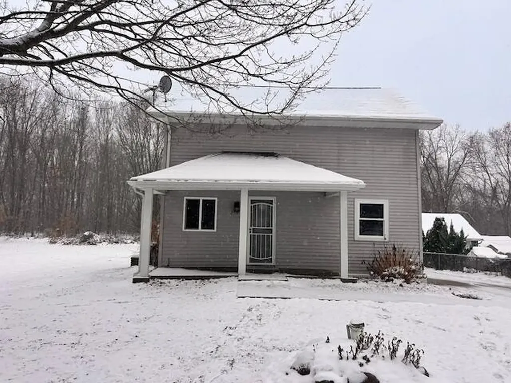 275 Battle Creek Street Emmett Charter Township MI 49033