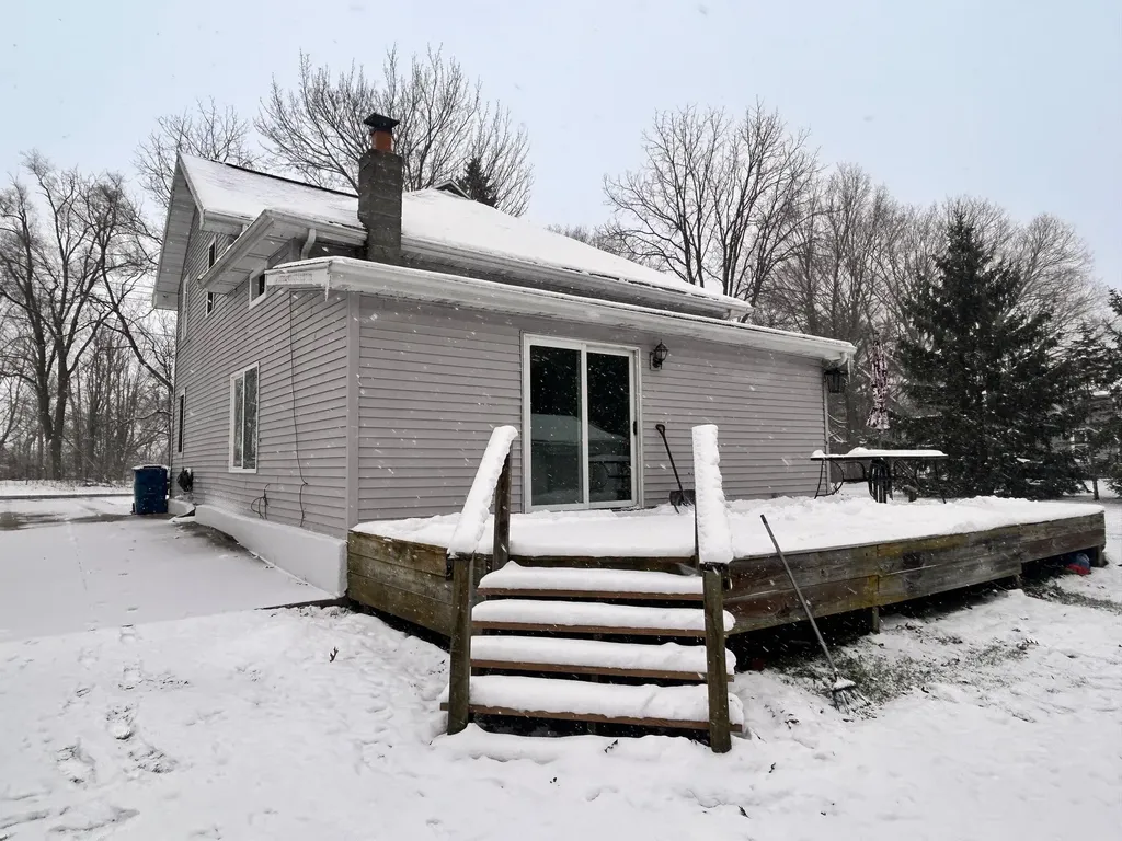 275 Battle Creek Street Emmett Charter Township MI 49033