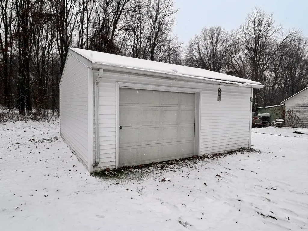 275 Battle Creek Street Emmett Charter Township MI 49033