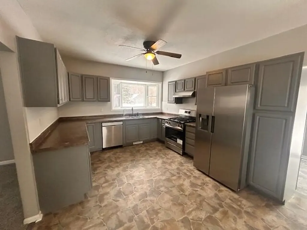 275 Battle Creek Street Emmett Charter Township MI 49033